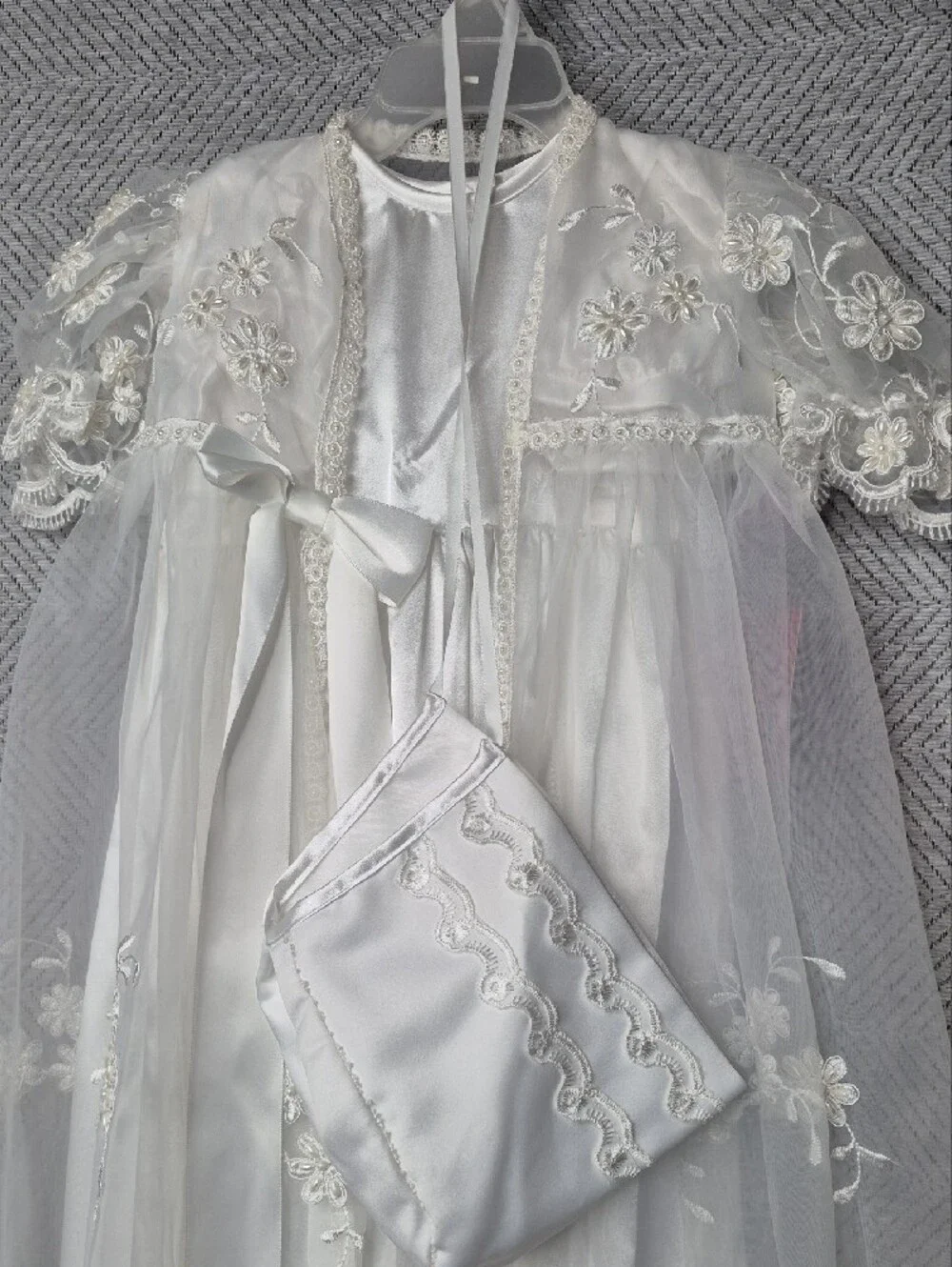 NWT L'Pety Canar Luxury Heirloom Embroided Christening Baptism Gown Bonnet S/3M